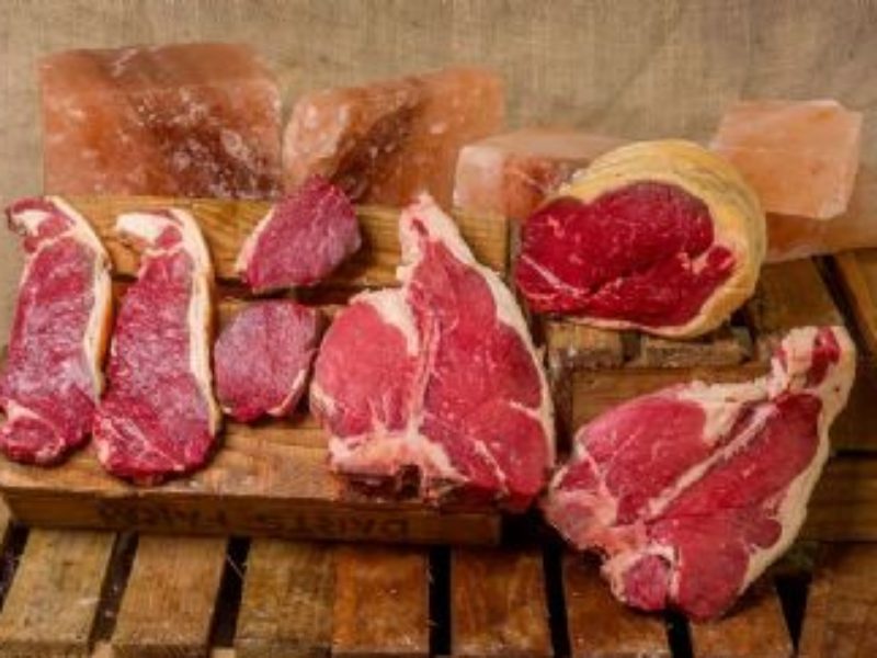 Carnivores Steak Box