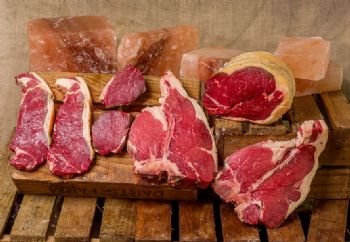 Carnivores Steak Box